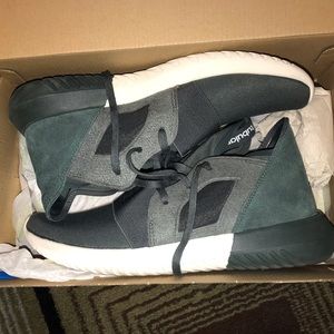 Adidas Tubular Defiant sneakers